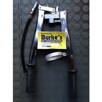 Grease Gun Twin Lever type for 500g screw type cartridges KEEP YOUR HANDS CLEAN