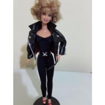 BARBIE COLLECTOR NRFB &#034; SANDY IN GREASE &#034;